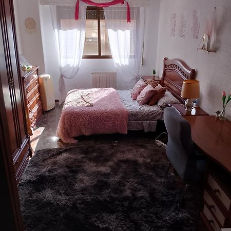 Habitacion Amplia Y Comoda Granada Exterior photo